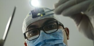 dentist 4373290 1920