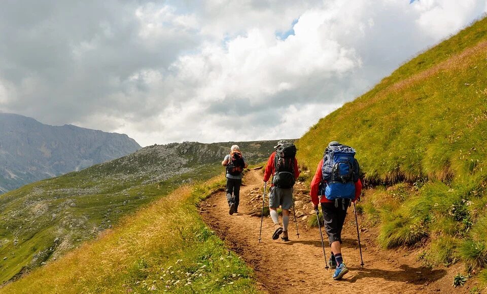 excursion 4451047 960 720 e1639648760200