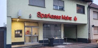 2022 01 27 08.25.20 thorsten luettringhaus nackenheim sprengung gaa sparkasse