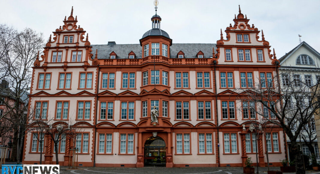 E211F1D7 3B31 4DD7 BEED 499CFC9F975F