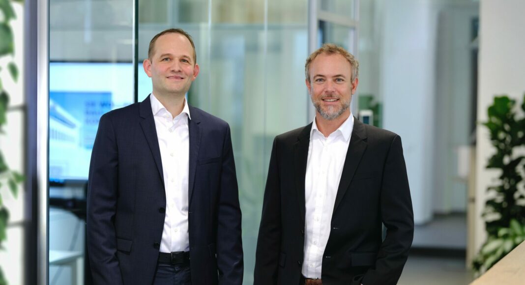 Foto rechts Karrié links Wuschko