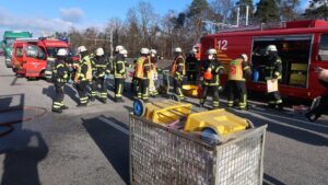 Wiesbaden: testbetrieb für bargeldloses zahlen in bussen startet