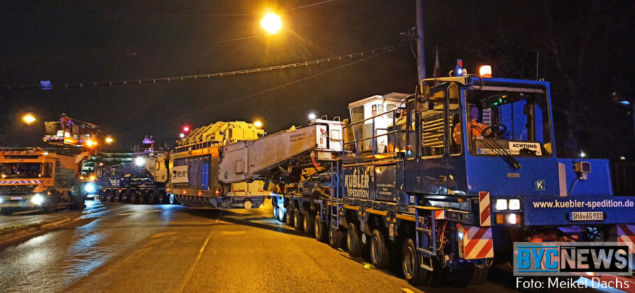 Schwerlasttransport1