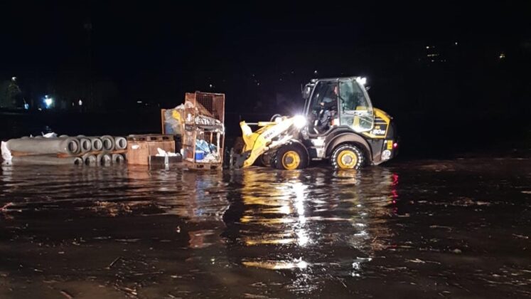 Überflutung durch Hochwasser, Symbolbild