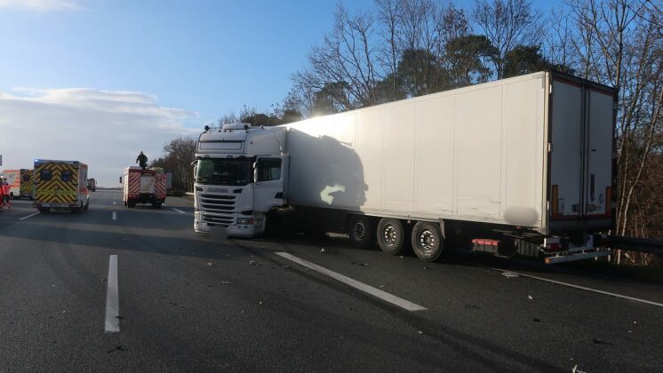 LKW Unfall Autobahn A5