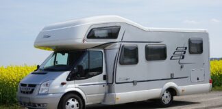 camper 2260094 1920