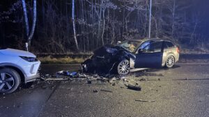 Schwerer frontalzusammenstoß in mörfelden-walldorf 2022 014 002