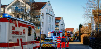 EAADC4FC BA61 4DD7 B33A B3941E514EF6