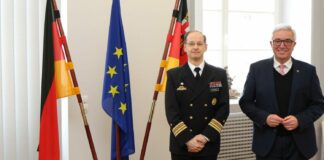 Minister Lewentz Fregattenkapitaen Rappelt MdI e1644575612351