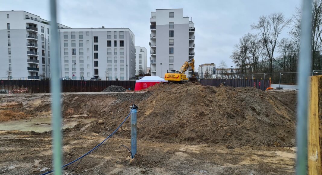 f94c2b64 ecbb 4c29 b5ef 6861b7a94188 f94c2b64 ecbb 4c29 b5ef 6861b7a94188