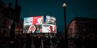 london g3007ca696 1920
