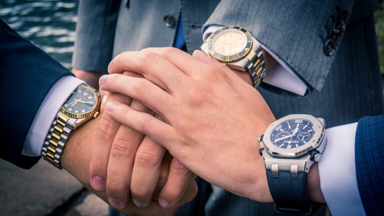 watches 3518474 960 720