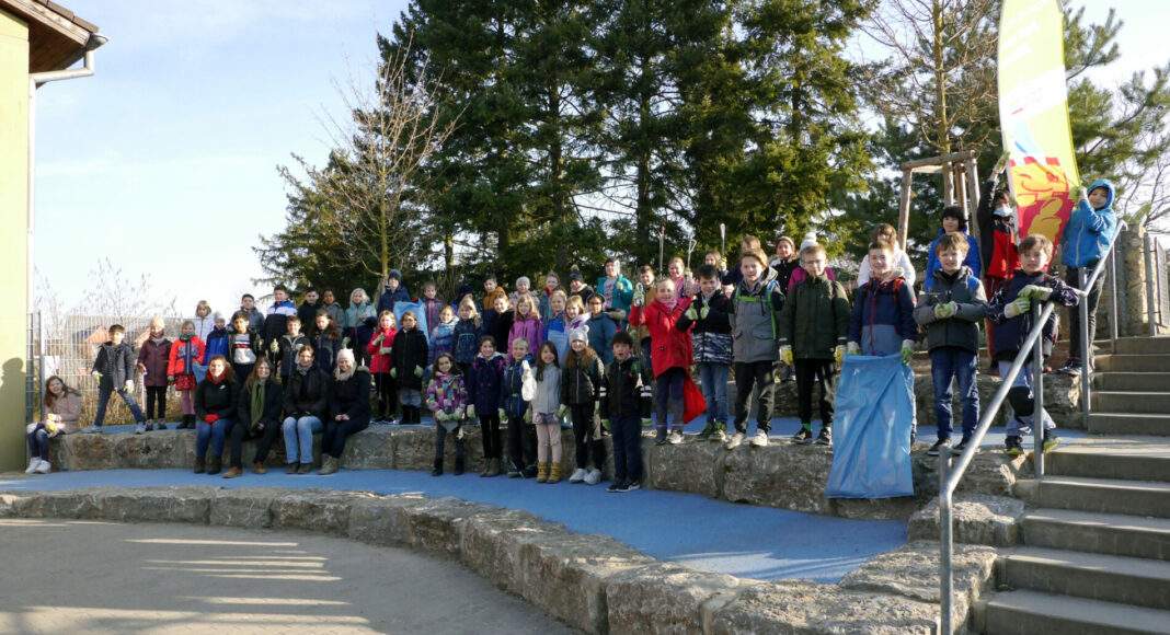 220311 Muellsammeltag Pestalozzi 2022 fl final e1647435465733