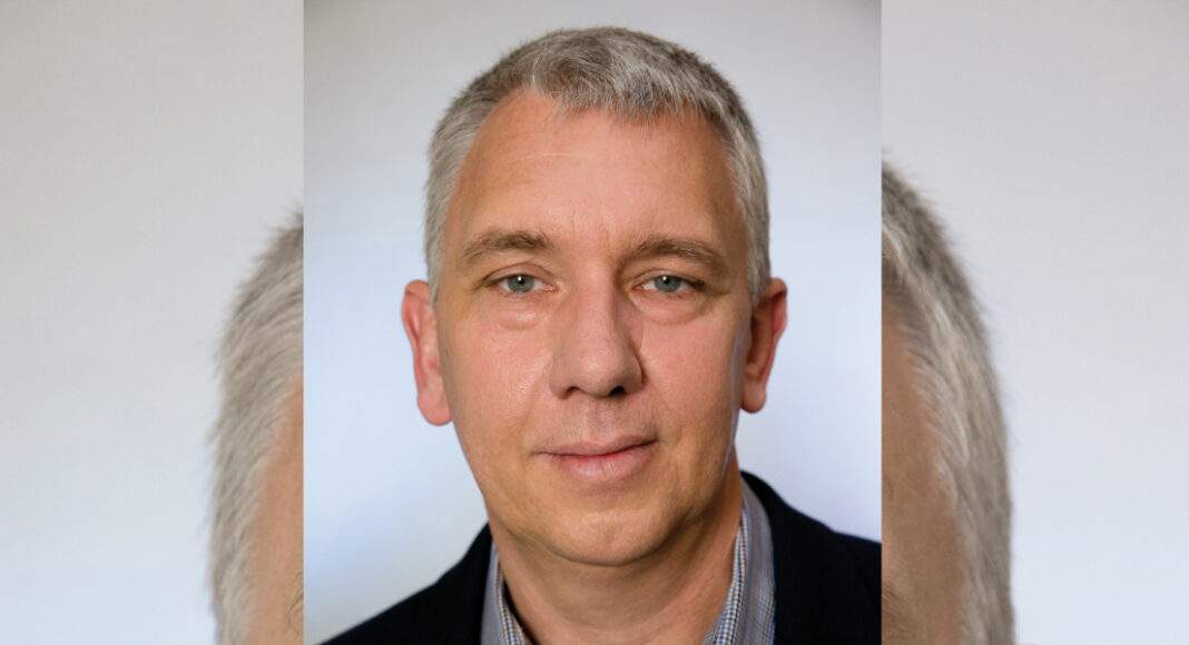 Bau