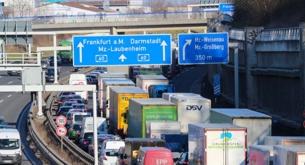 Foto 03.03.22 19 16 36