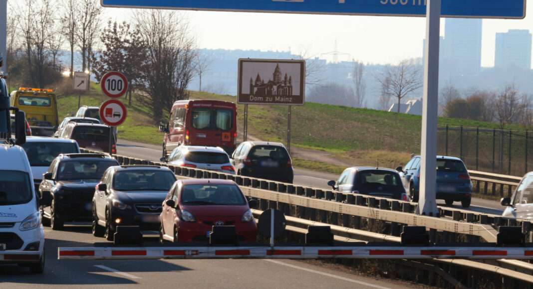 Foto 03.03.22 19 23 15