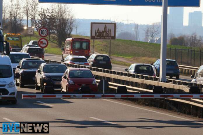 Foto 03.03.22 19 23 15