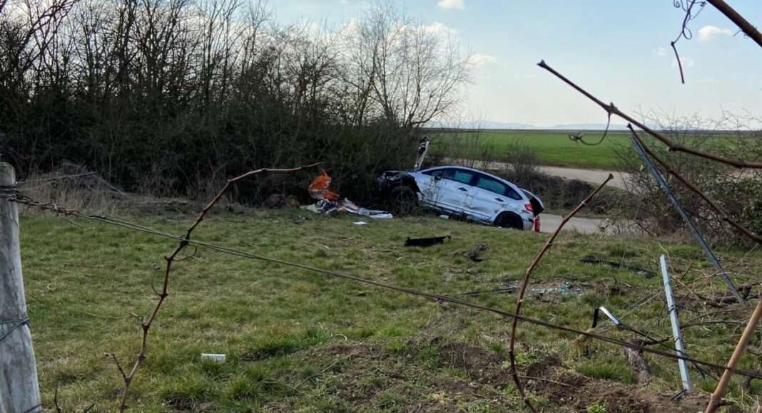UnfallA61mitueberschlagendemPKW