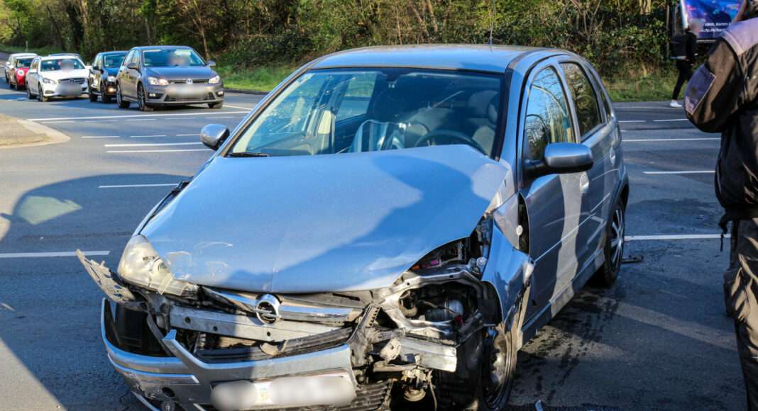 BDCC2B40 3F7E 4139 B437 DCA6BDF9C88F