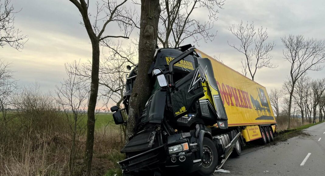 Unfall Dornum e1649764383983