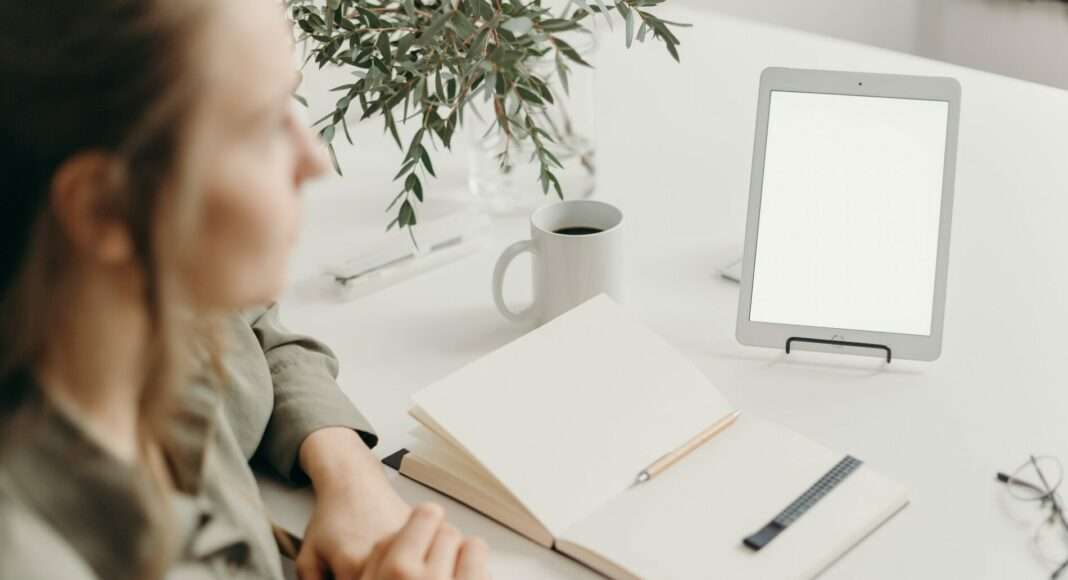 pexels cottonbro 4065903