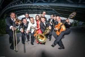 Feuerwehreinsatz in bingen - starke rauchentwicklung aus gebäude 