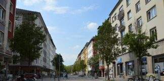 Neue Boppstrasse Mai 2022 Kreuzung Rossmann kleiner