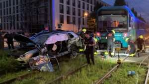 Drei verletzte bei verkehrsunfall mit u-bahn in frankfurt U bahn1 e1653564211468