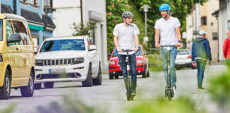 e scooter 2205 1256x571 1