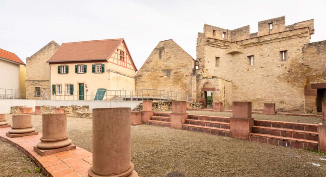 Ingelheim Kaiserpfalz low c Dominik Ketz