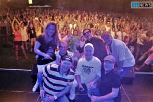 600 partygäste feierten bei live-musik im stadtpark nierstein Ndw nierstein52