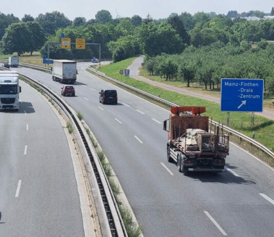Leserbrief: "Tempolimit auf Autobahnen muss die Zukunft sein"