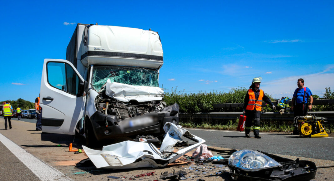 BF10588B 71F0 438D BDB3 3993CB57D05C