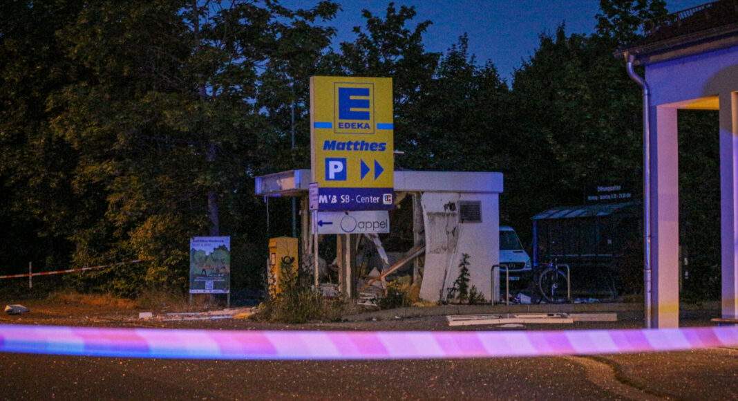 D57A8323 C04C 4A79 851C 1083F68363E6