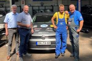 Die autodoktoren testen e-fuels auf herz und nieren E fuels projekt. Jpg