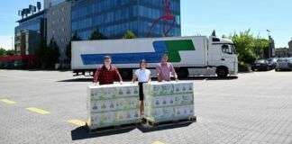 Werner Mertz spendet Reiniger und Hygieneprodukte an den Dachverband Tafel  Print e1658843340545