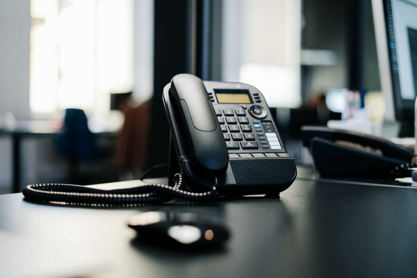 VoIP alih-alih ISDN – opsi ini terbuka untuk bisnis