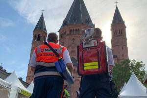 Brandstifter attackiert feuerwehrmann in nauheim