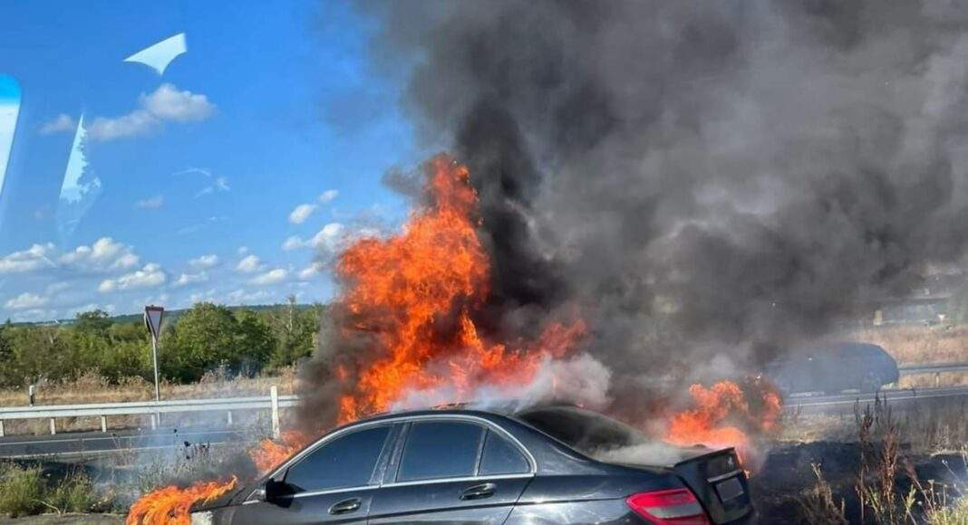 Fahrzeugbrand, Einsatz Feuerwehr Raunheim