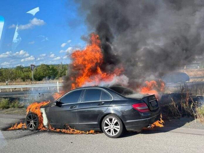 Fahrzeugbrand, Einsatz Feuerwehr Raunheim