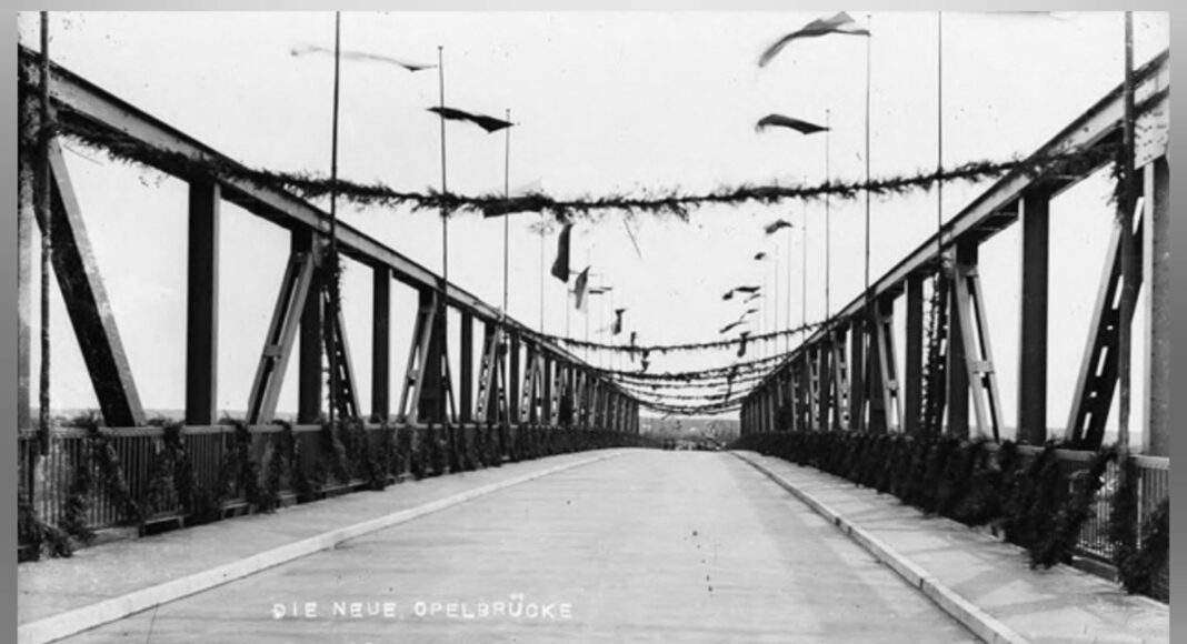 Opelbrücke, historische Aufnahme