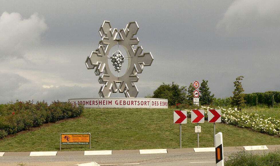 Dromersheim Verkehrskreisel Eiswein