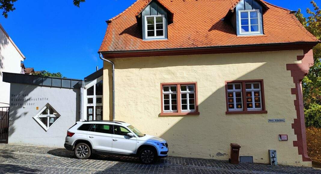 Hort Haus 2 KiTa Herrnweiher scaled e1664559959667 Hort Haus 2 KiTa Herrnweiher scaled e1664559959667
