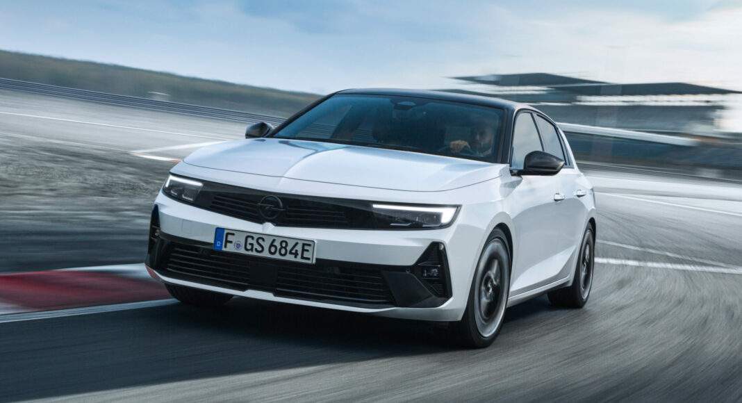 Opel 520350 scaled e1664352851397 Opel 520350 scaled e1664352851397