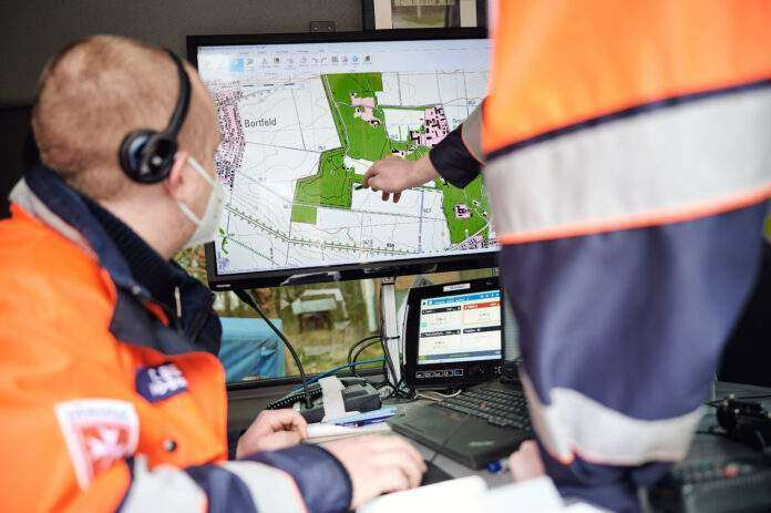 Suche nach Vermissten mit der Malteser Rettungshundestaffel und moderner Drohnen Technik  scaled