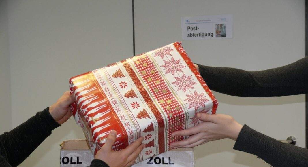 15 pm 20 11 20 Postp ihnachtssendung.JPG