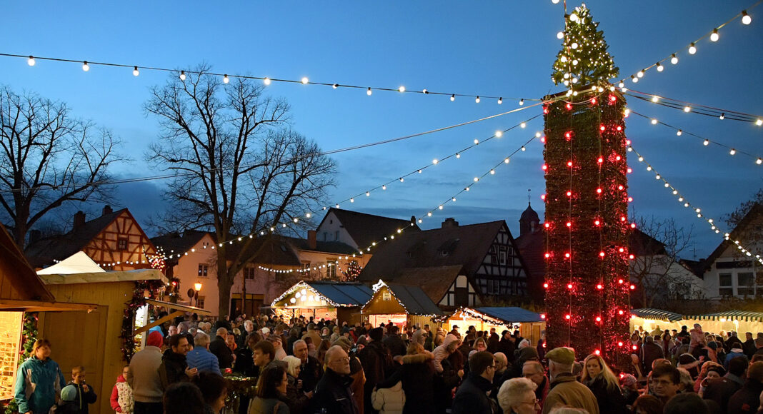 Bauschheimer Weihnachtsmarkt Vollformat Samantha Pflug