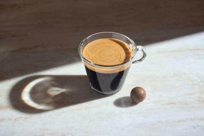CoffeeB Cup with Coffee Ball scaled CoffeeB Cup with Coffee Ball scaled
