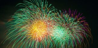 fireworks 180553 1280