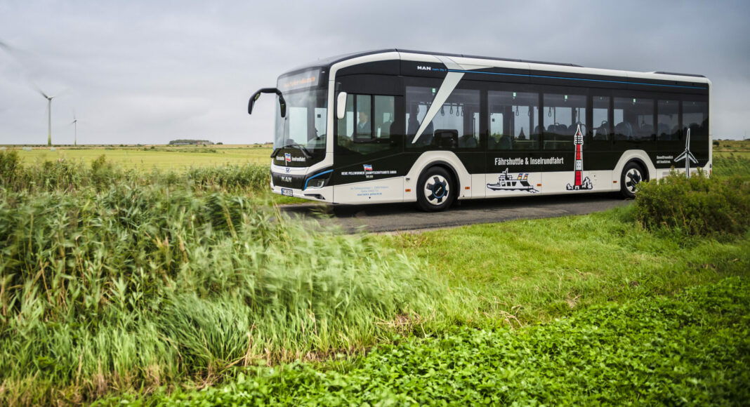 p bus eot lionscitye pellworm 11 2 scaled e1669283421499